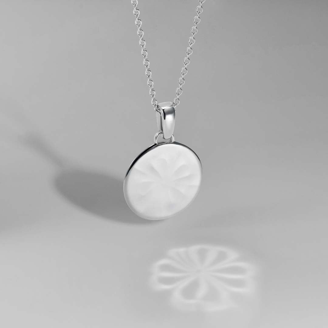 886 Royal Mint Pendants & Charms 886 Four-Leaf Clover Caustic Pendant with Chain Sterling Silver