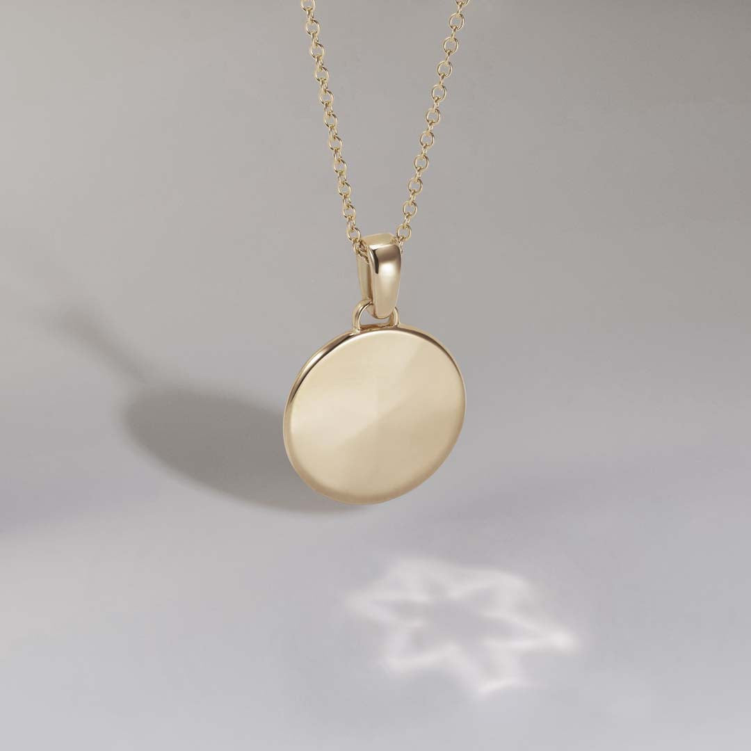 886 Royal Mint Pendants & Charms 886  Star Caustic Pendant with Chain 9ct Yellow Gold