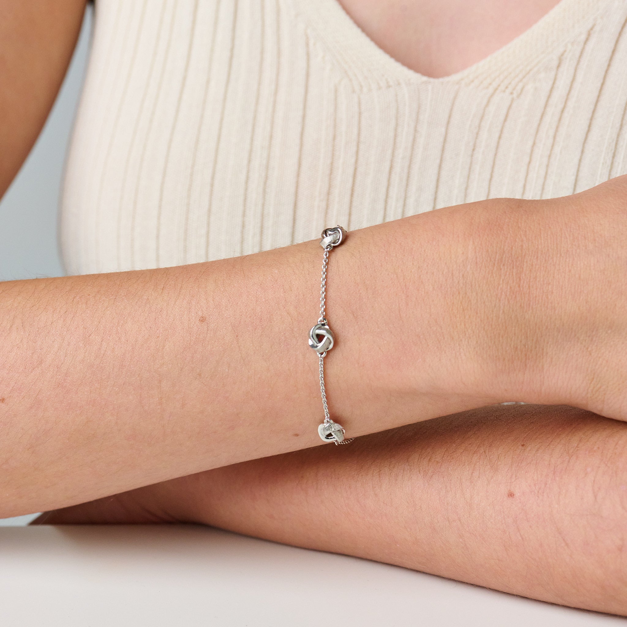 886 Royal Mint Bracelets Knot Bracelet Sterling Silver