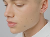886 Huggie Hoops in 18ct Yellow Gold