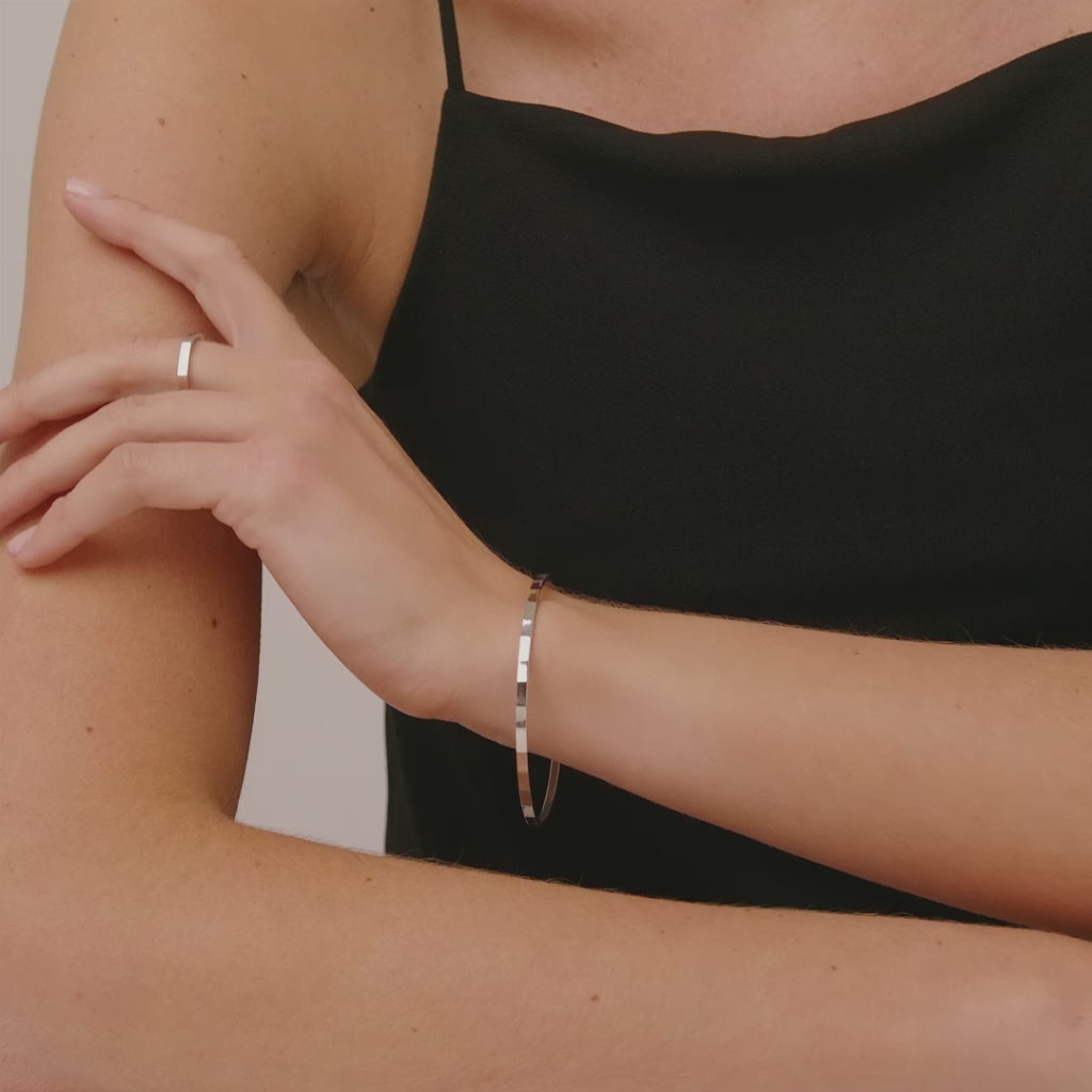 Decus Bangle Sterling Silver