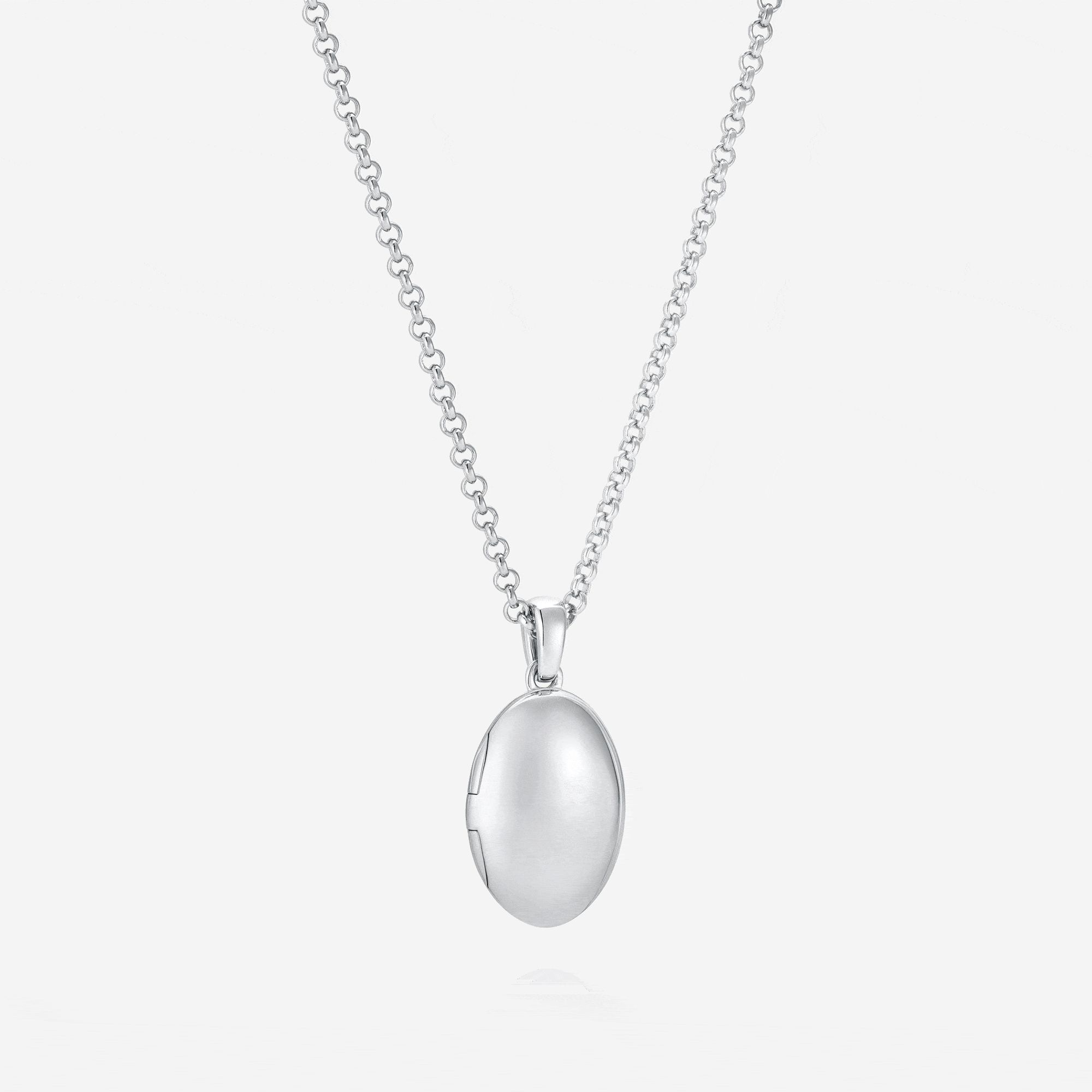 886 Royal Mint Necklaces 886 Oval Locket With Chain Sterling Silver