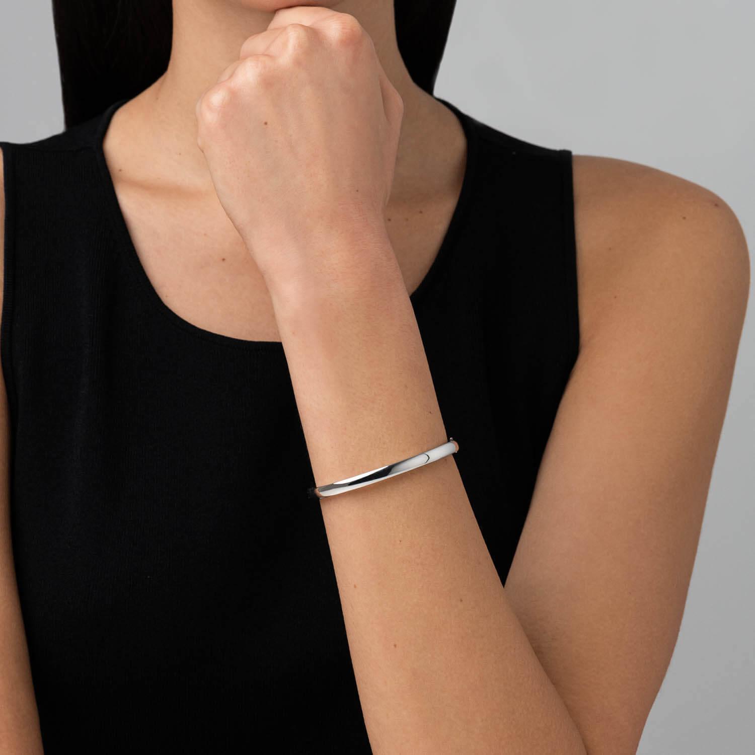 886 Royal Mint Bracelet 886 Bangle in Sterling Silver