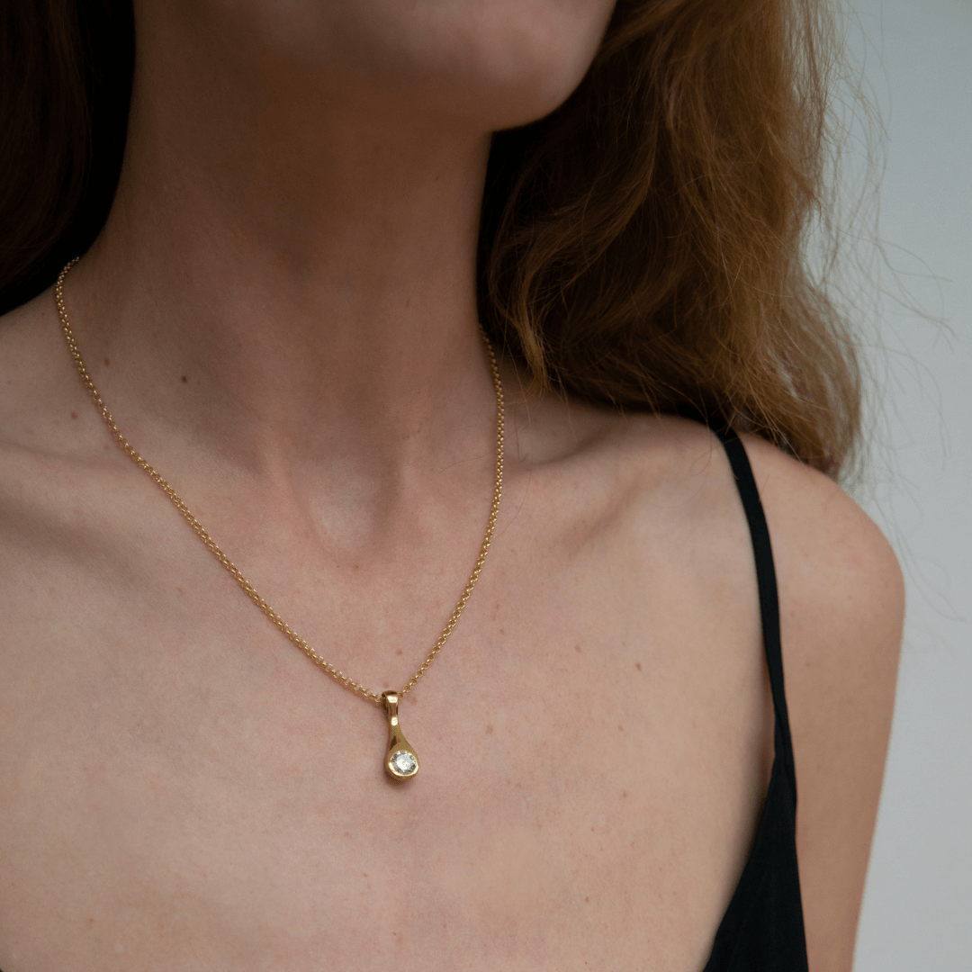 886 Royal Mint Pendants & Charms Teardrop Diamond Large Pendant with Small Belcher 18 inch Chain, 18ct Yellow Gold