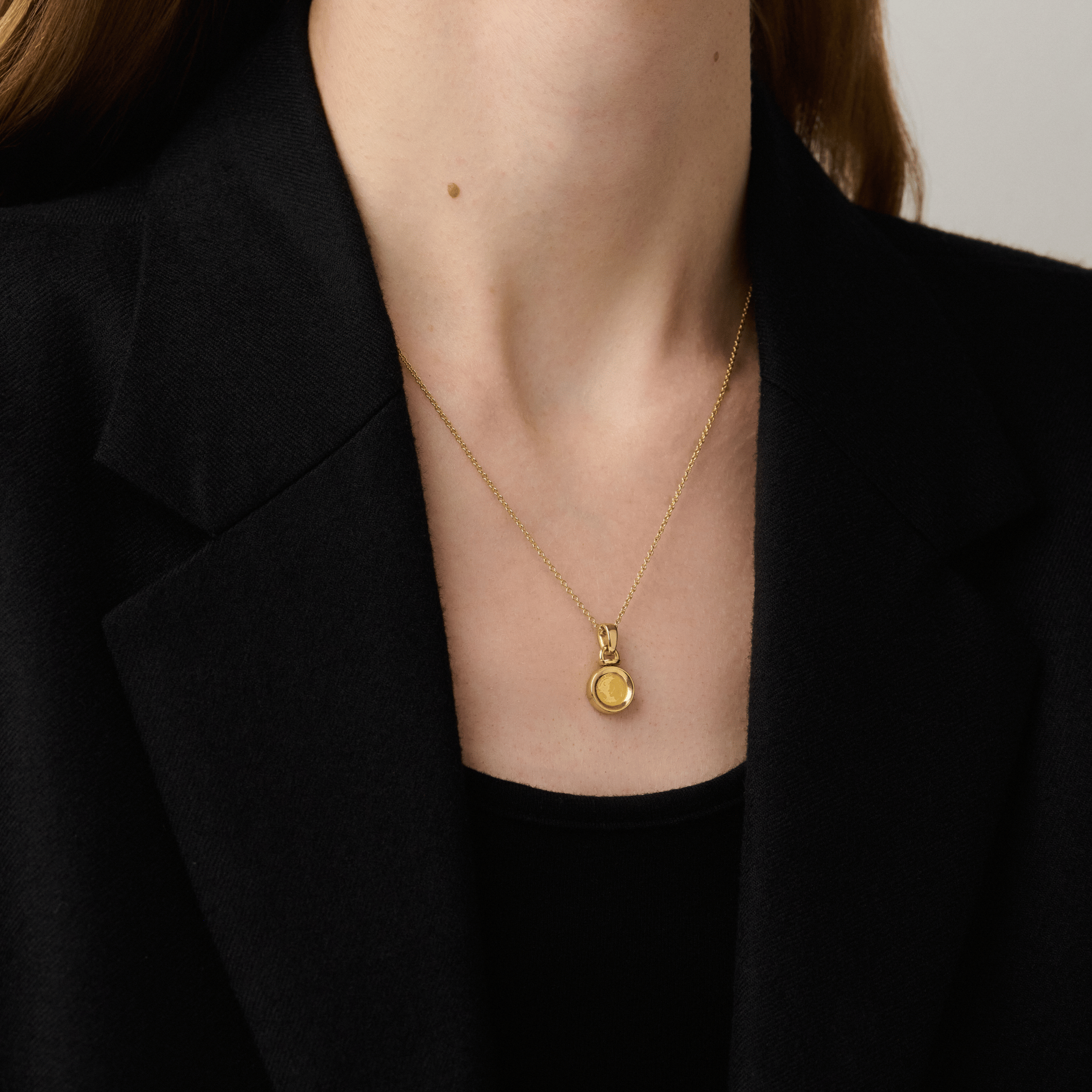 886 Royal Mint Necklaces Britannia 1/40oz Pendant with 18 inch Trace Chain, 18ct Yellow Gold