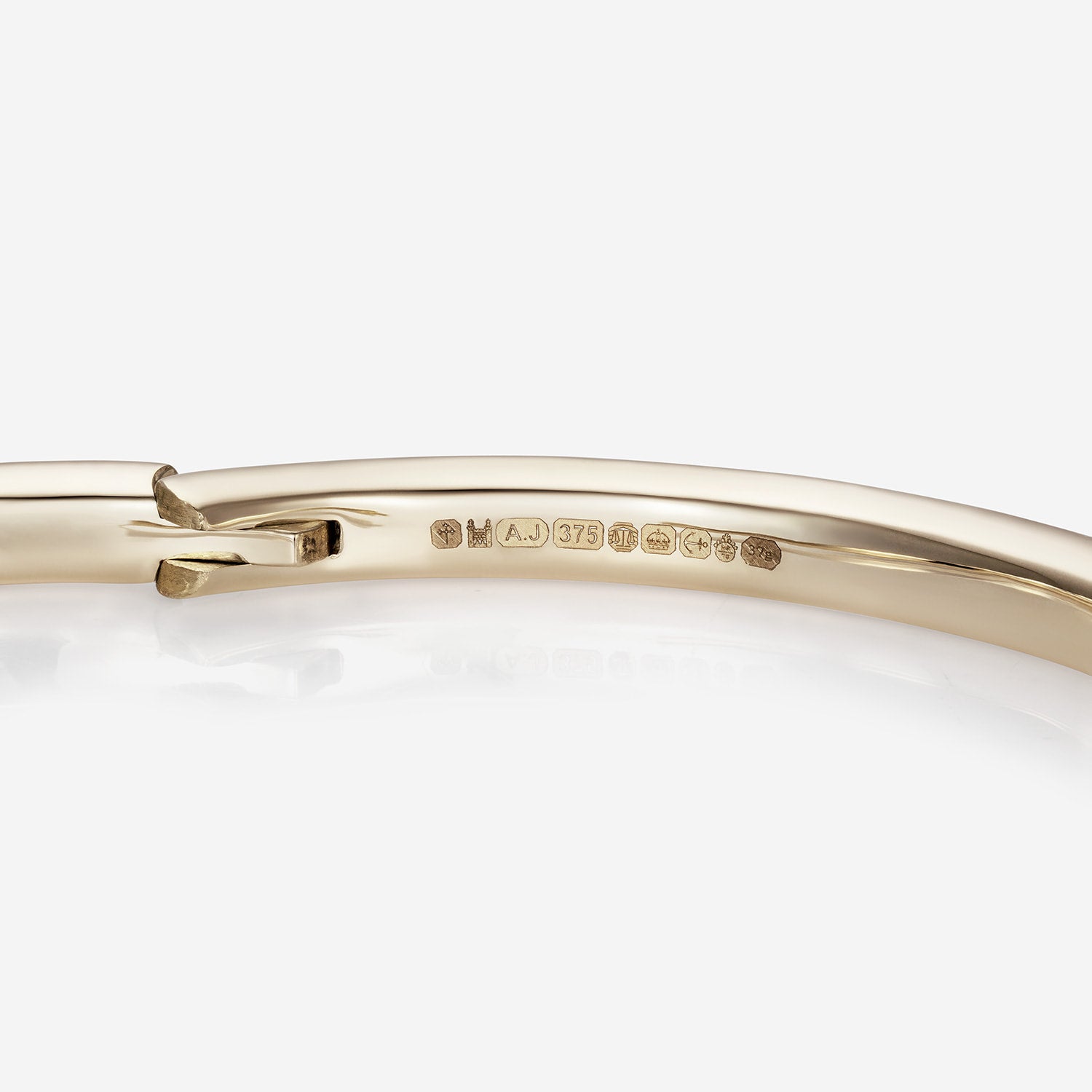 886 Royal Mint Bracelet 886 Bangle in 9ct Yellow Gold