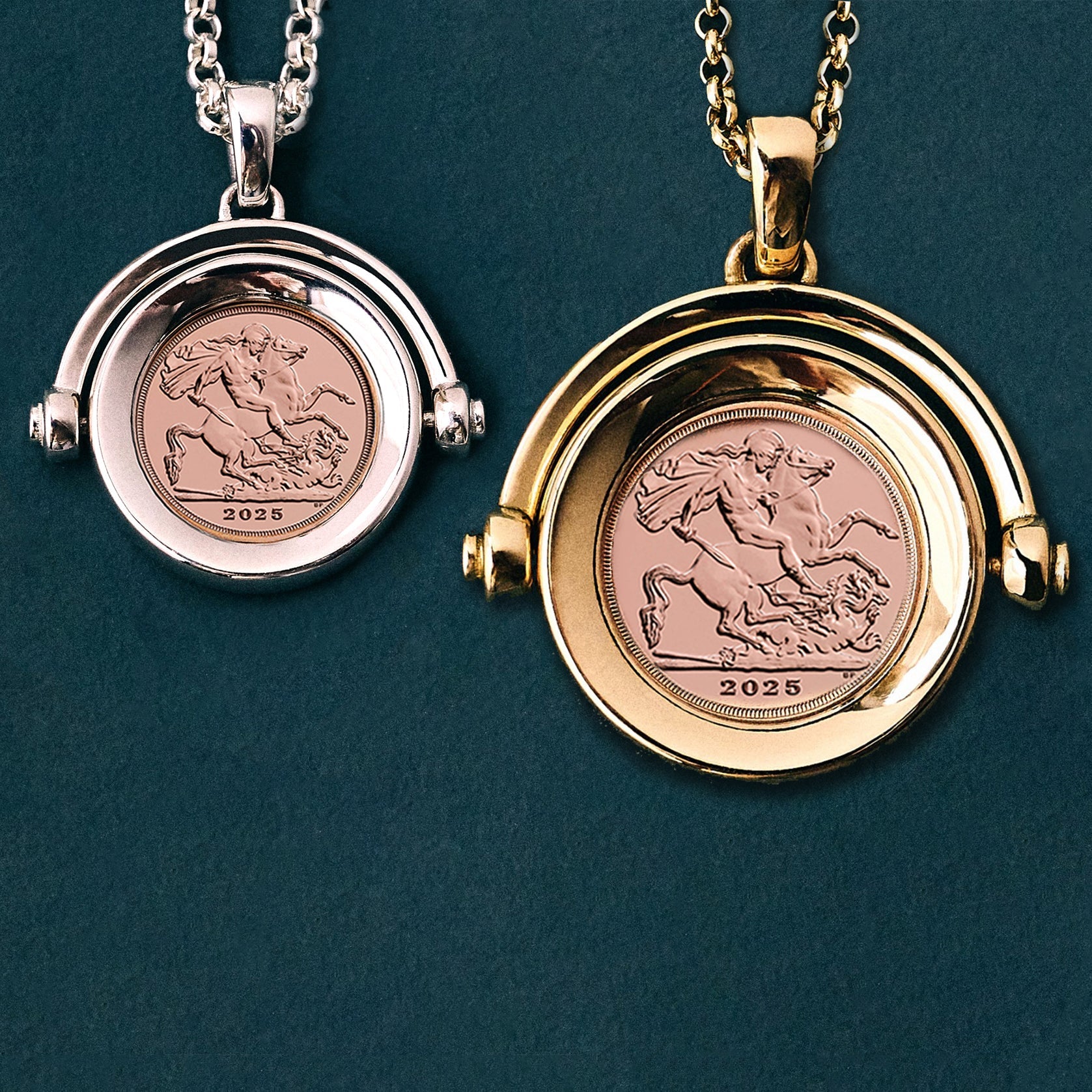 886 Royal Mint Necklaces 886 2025 Half Sovereign Spinning Pendant With Chain Silver