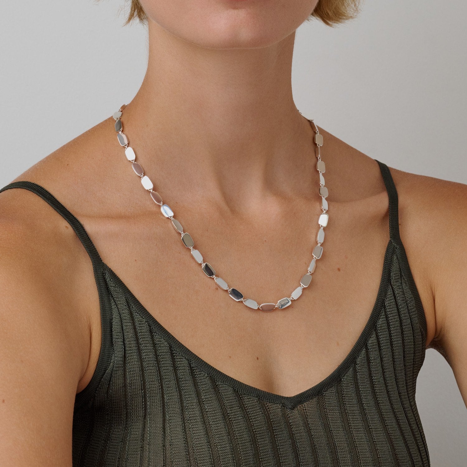 886 Royal Mint Necklaces Aurum Full Slice 20 inch Necklace, Sterling Silver