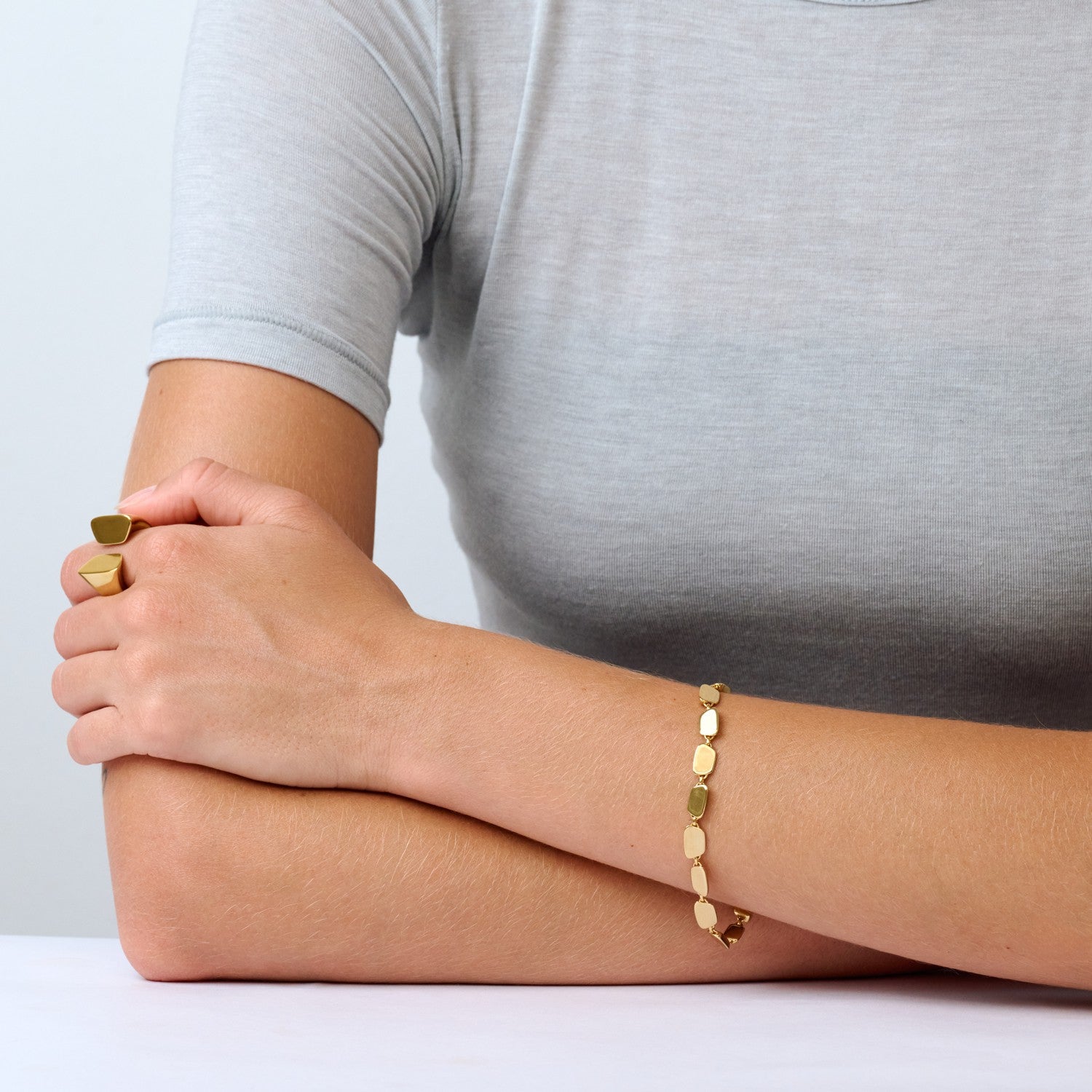 886 Royal Mint Bracelet Aurum Slice 7.5 inch Bracelet, 18ct Yellow Gold