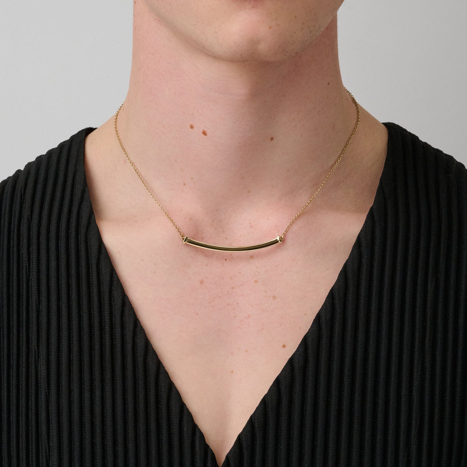886 Royal Mint Necklaces 886 Bar Necklace 9ct Yellow Gold