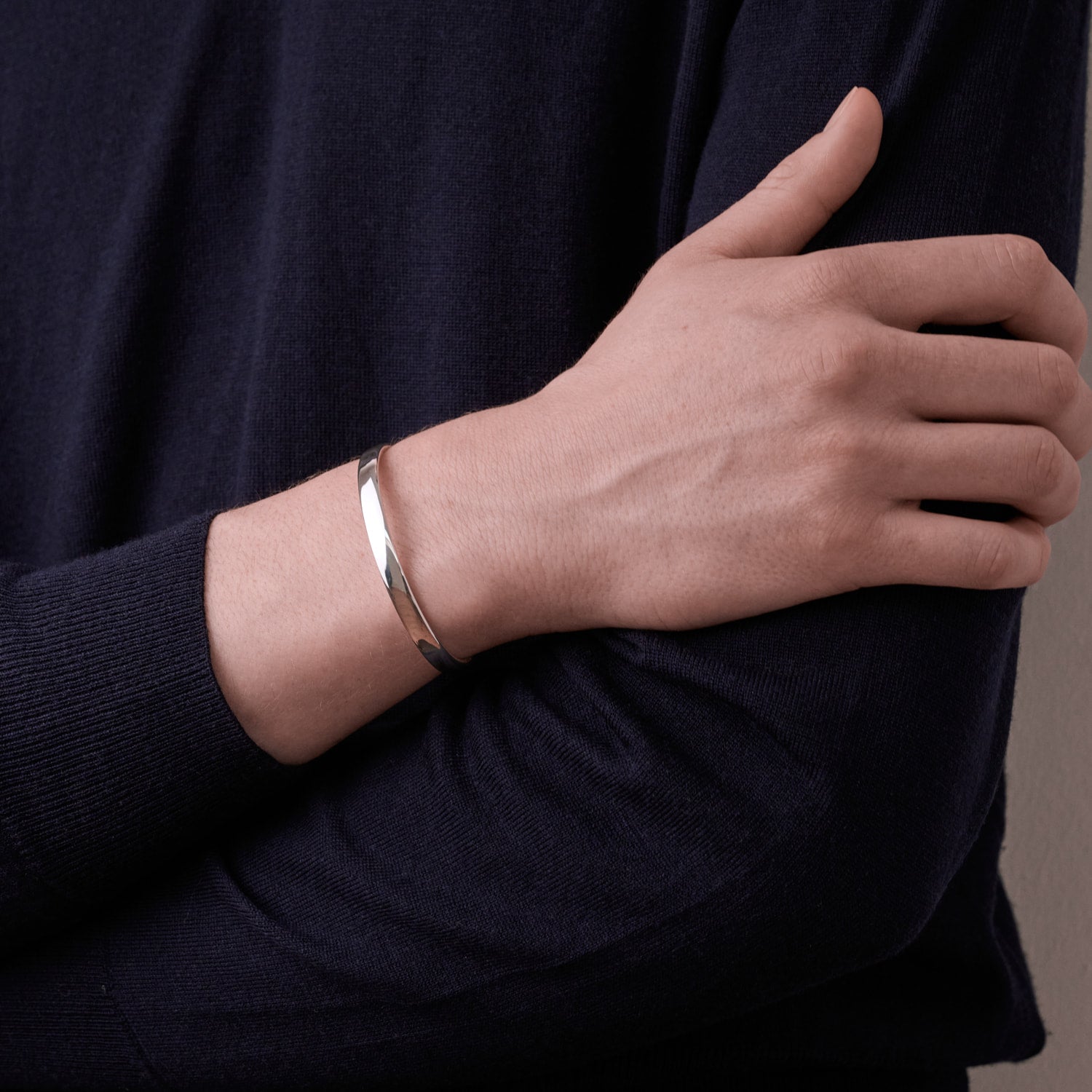 886 Royal Mint Bracelet 886 Bangle in Sterling Silver