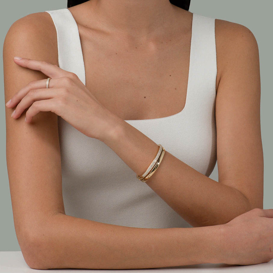 886 Royal Mint Bracelet 886 Bangle in 18ct Yellow Gold