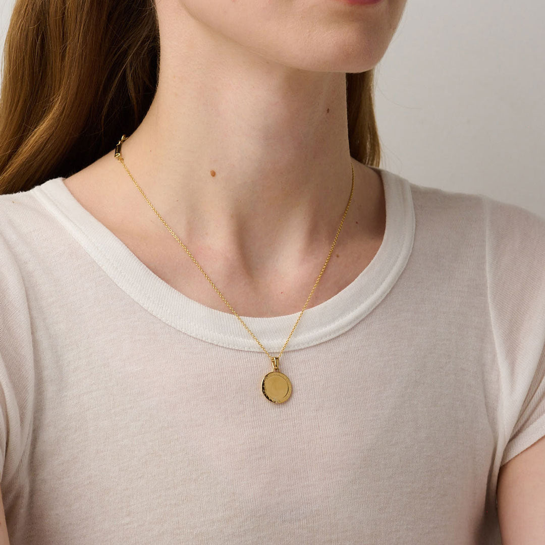 886 Royal Mint Necklaces 886 Caustic Aries Pendant with Chain in 9ct Yellow Gold