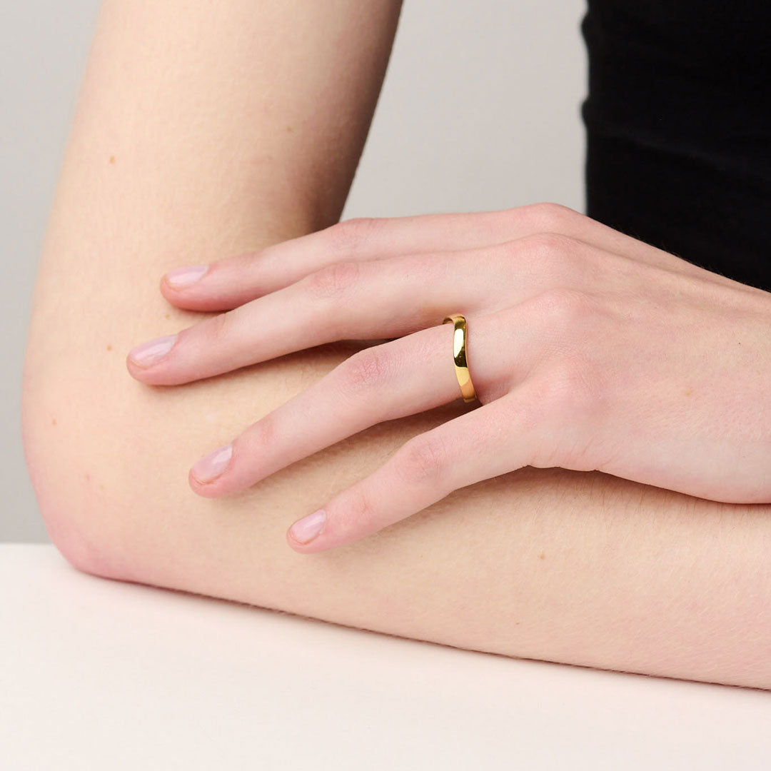 886 Royal Mint Rings Curved Band Ring, 18ct Yellow Gold