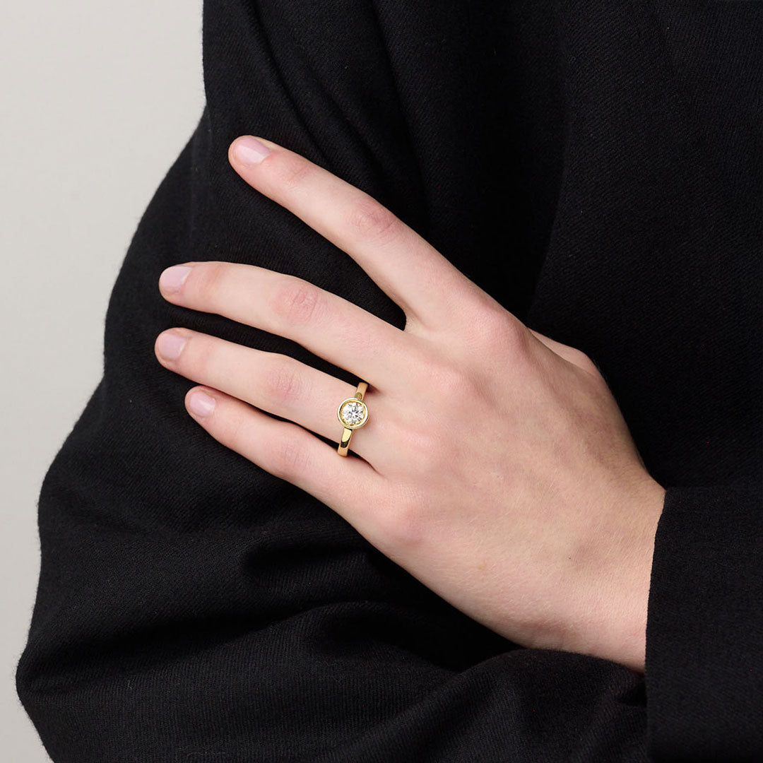 886 Royal Mint Round Cut Solitaire Diamond Engagement Ring, 18ct Yellow Gold